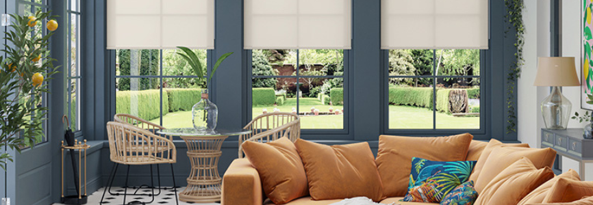 conservatory with blinds