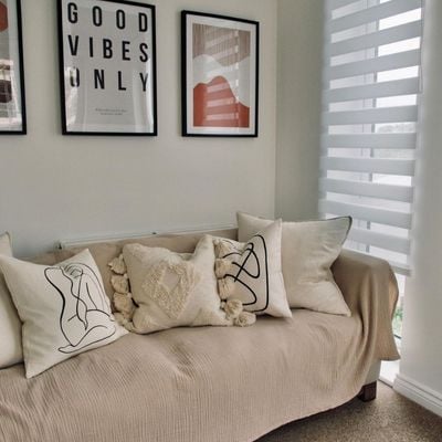 Free blinds samples moodboard neutral.