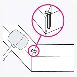 An icon showing how to slot the hoffman keys in for a shutter